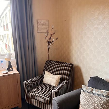Crags View Apartment On The Royal Mile Edinburgh Ngoại thất bức ảnh