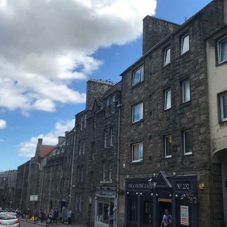 Crags View Apartment On The Royal Mile Edinburgh Ngoại thất bức ảnh