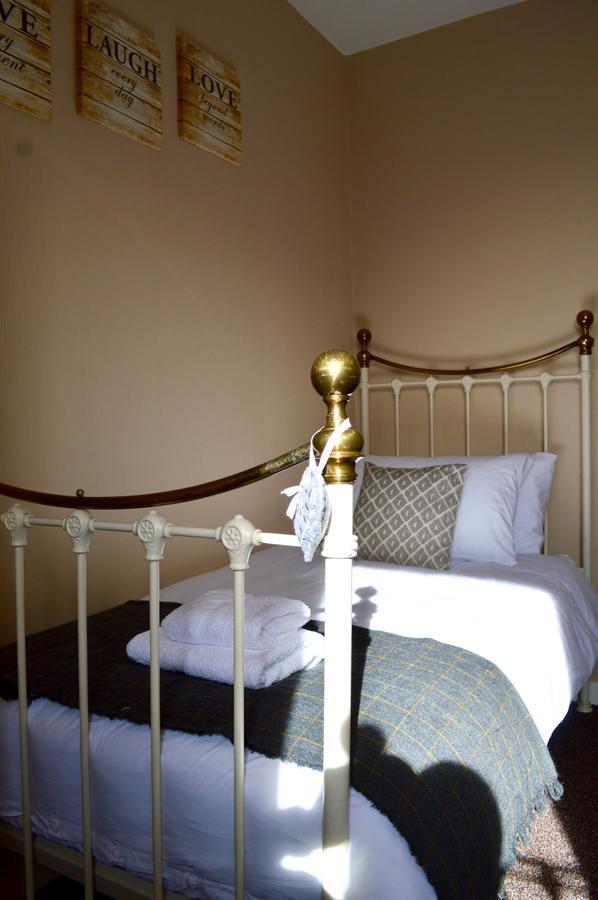 Crags View Apartment On The Royal Mile Edinburgh Ngoại thất bức ảnh