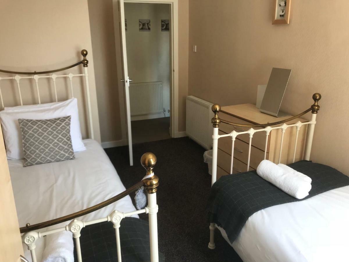 Crags View Apartment On The Royal Mile Edinburgh Ngoại thất bức ảnh